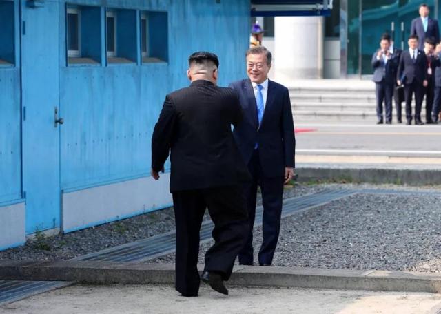 朝鲜强硬警告美国,或重回“交火”状态!特朗普:急什么(图4) 朝鲜强硬警告美国,或重回“交火”状态!特朗普:急什么(图4)